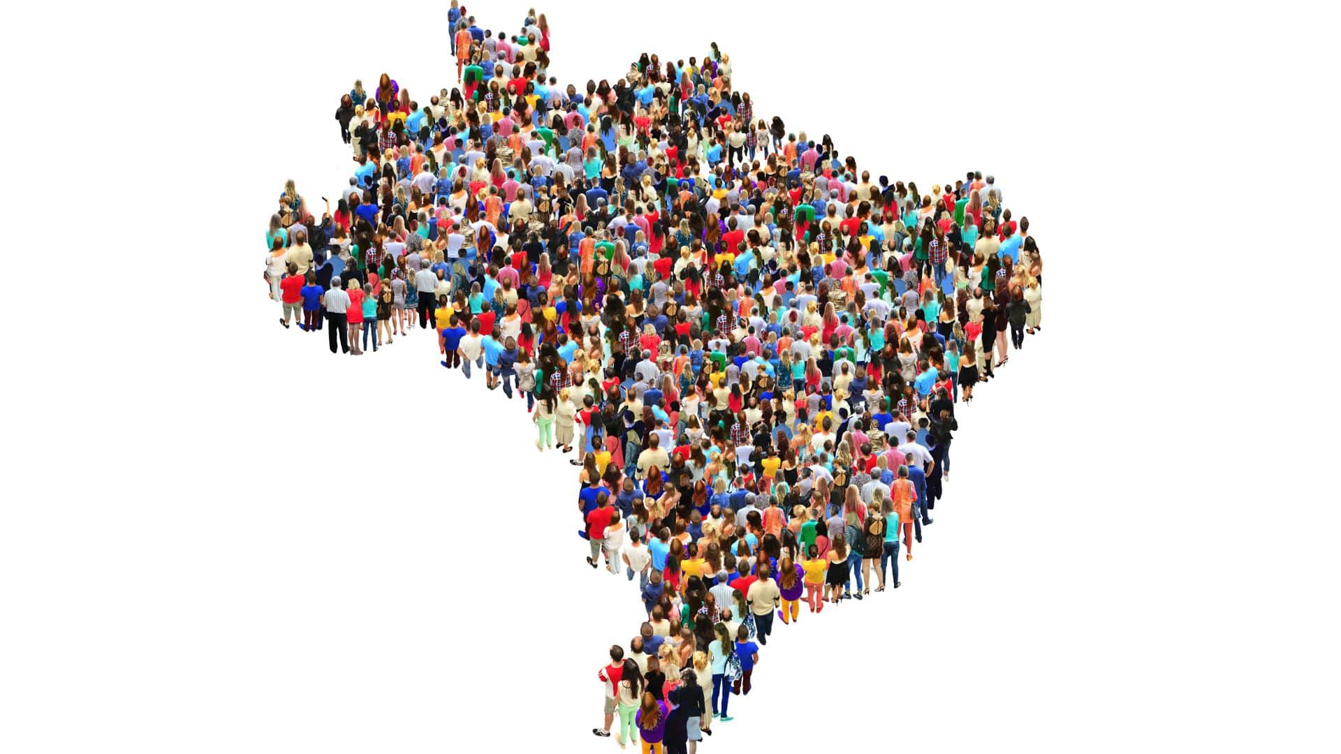 A crowd of people arranged in the shape of Brazil